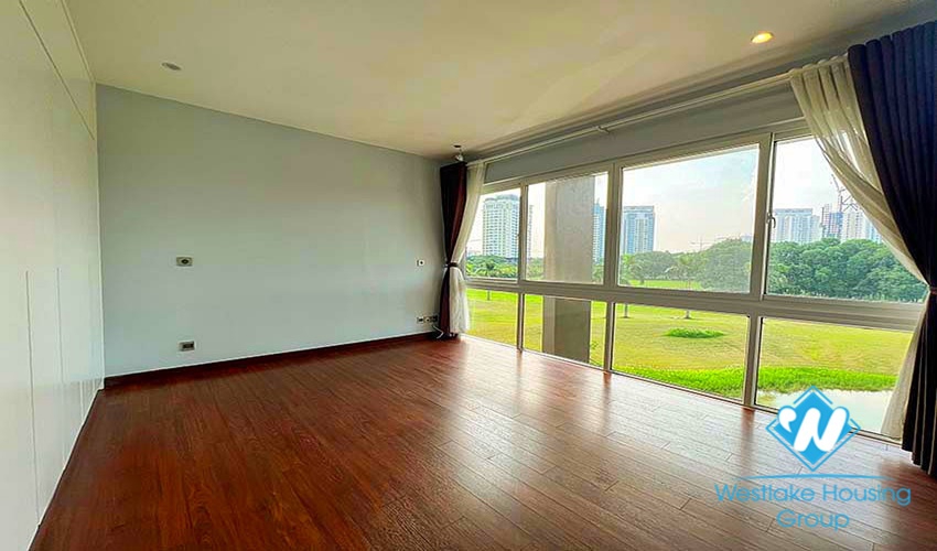 A grand, gorgeous villa for rent in Q Block, Ciputra